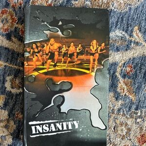 INSANITY Workout 12 DVD Set - Beach Body